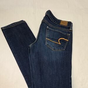 American Eagle Woman's Stretch Blue Jeans size 2(25")